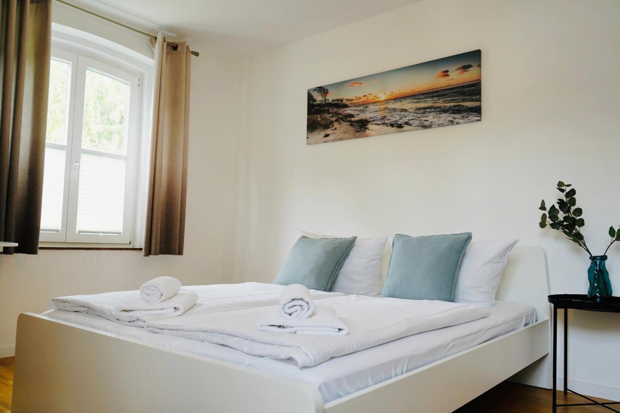 Stilvolles Apartment In Stadtnaehe-Parkplatz- 4 Personen- Balkon วอล์ฟสบวร์ก ภายนอก รูปภาพ